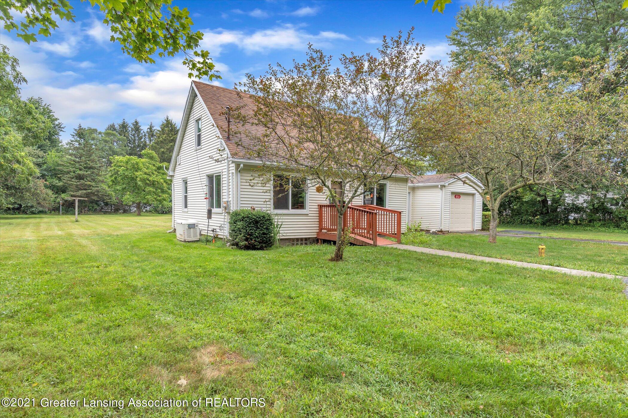 10531 Chandler Road Dewitt, MI 48820 - Photo 2 of 43 02-10531-chandler-rd-WindowStill-Real-Es