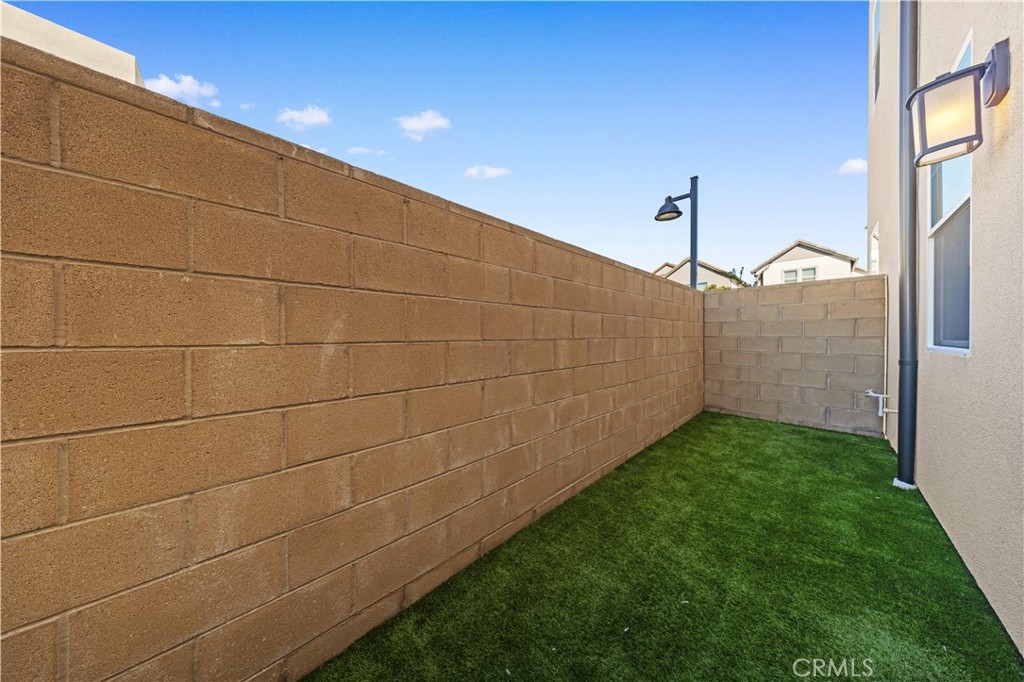 135 Restore Irvine, CA 92618 - Photo 22 of 75