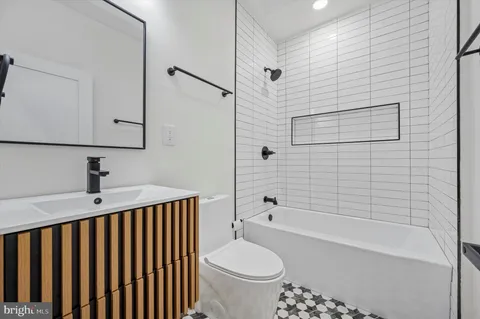 $265,000 | 5551 Osage Avenue, Philadelphia, PA 19143