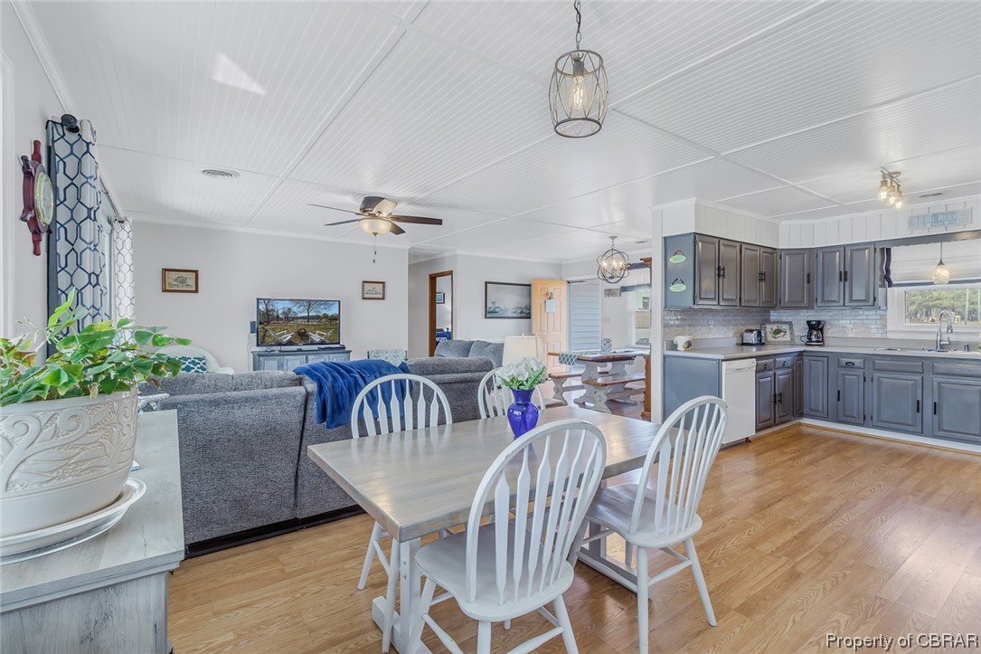 324 Longstreet Drive Reedville, VA 22539 - Photo 15 of 48