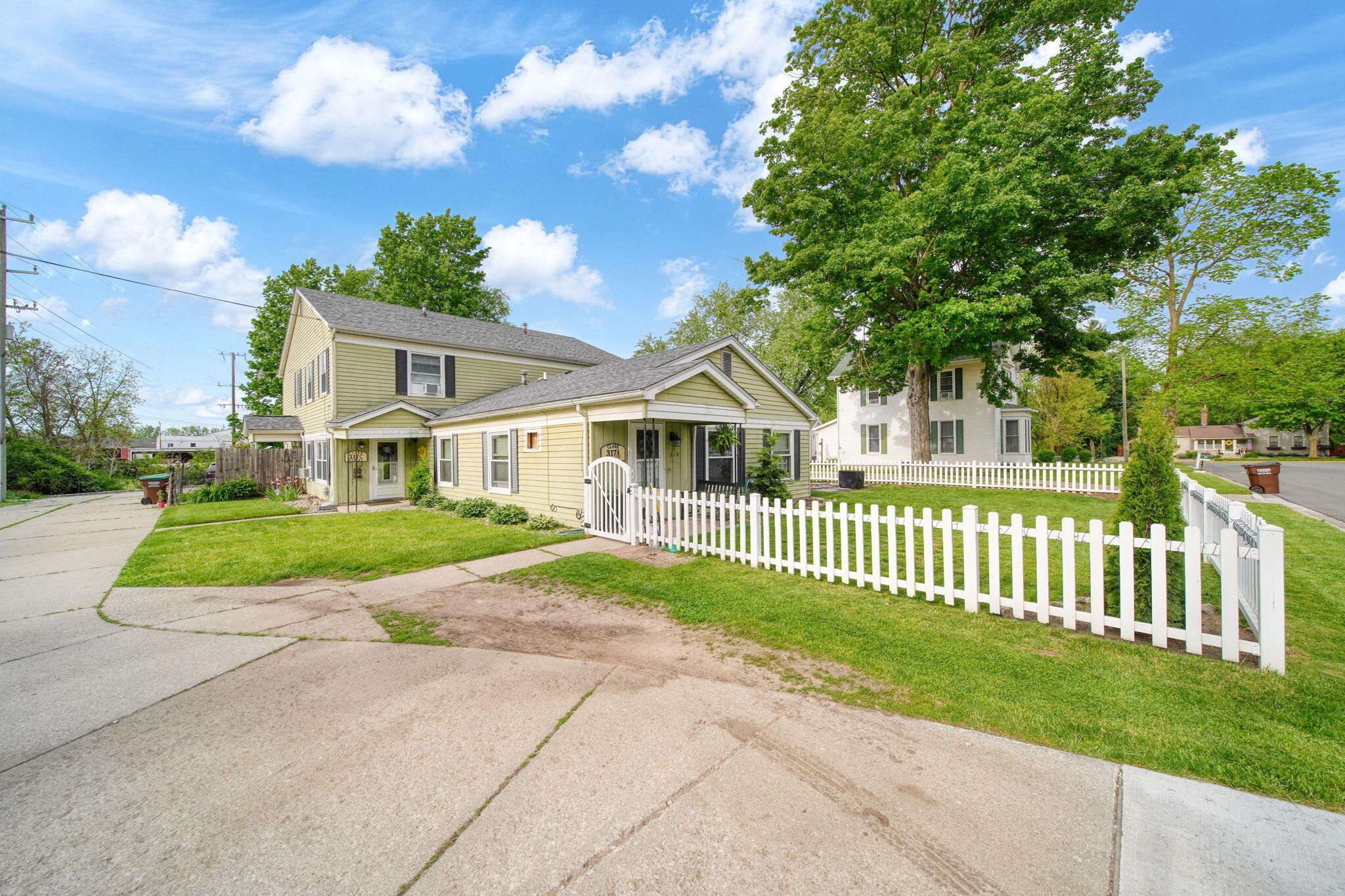 317 Clark Street, Unit A Clinton, MI 49236 - Photo 3 of 26 2-web-or-mls-DSC08113_HDR