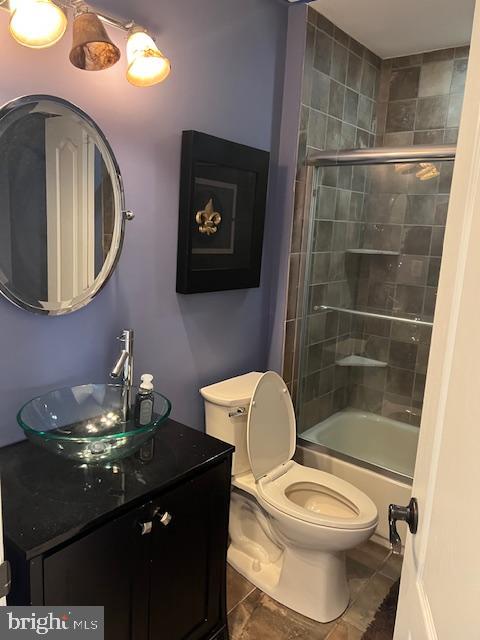 511 Chanticleer Cherry Hill, NJ 08003 - Photo 15 of 32 a bathroom with a toilet a sink and mirror