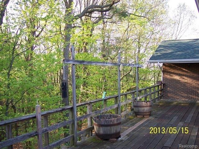 3124 Valentine Road Lapeer, MI 48446 - Photo 6 of 21 100_2630 (Small).JPG