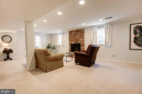 $5,995 | 8805 Honeybee Lane, Bethesda, MD 20817