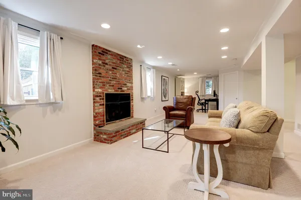 $5,995 | 8805 Honeybee Lane, Bethesda, MD 20817