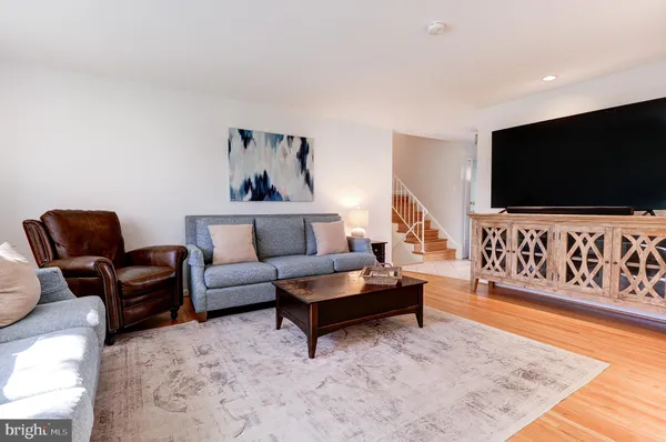 $5,995 | 8805 Honeybee Lane, Bethesda, MD 20817