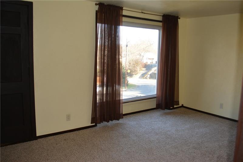 305 Clever Avenue McKees Rocks, PA 15136 - Photo 5 of 10 Newly carpeted and painted Living Room!