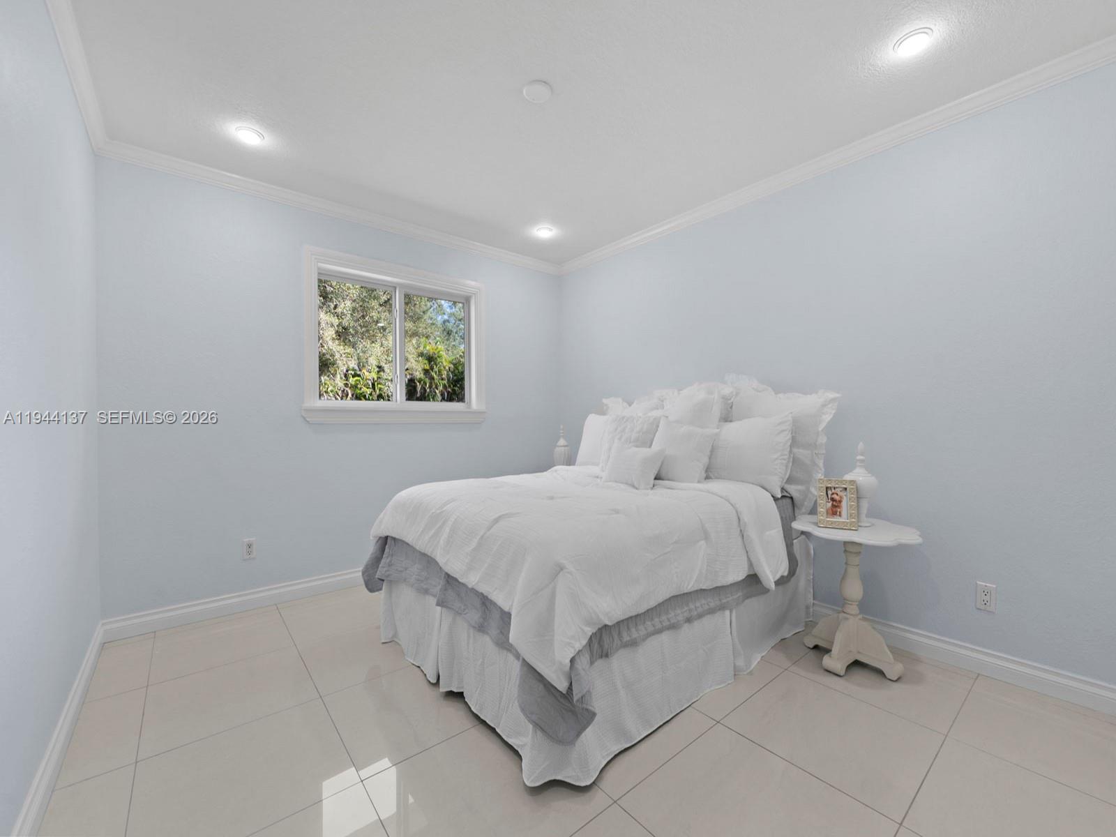 8205 Southwest 116th Street Miami, FL 33156 - Photo 12 of 32
