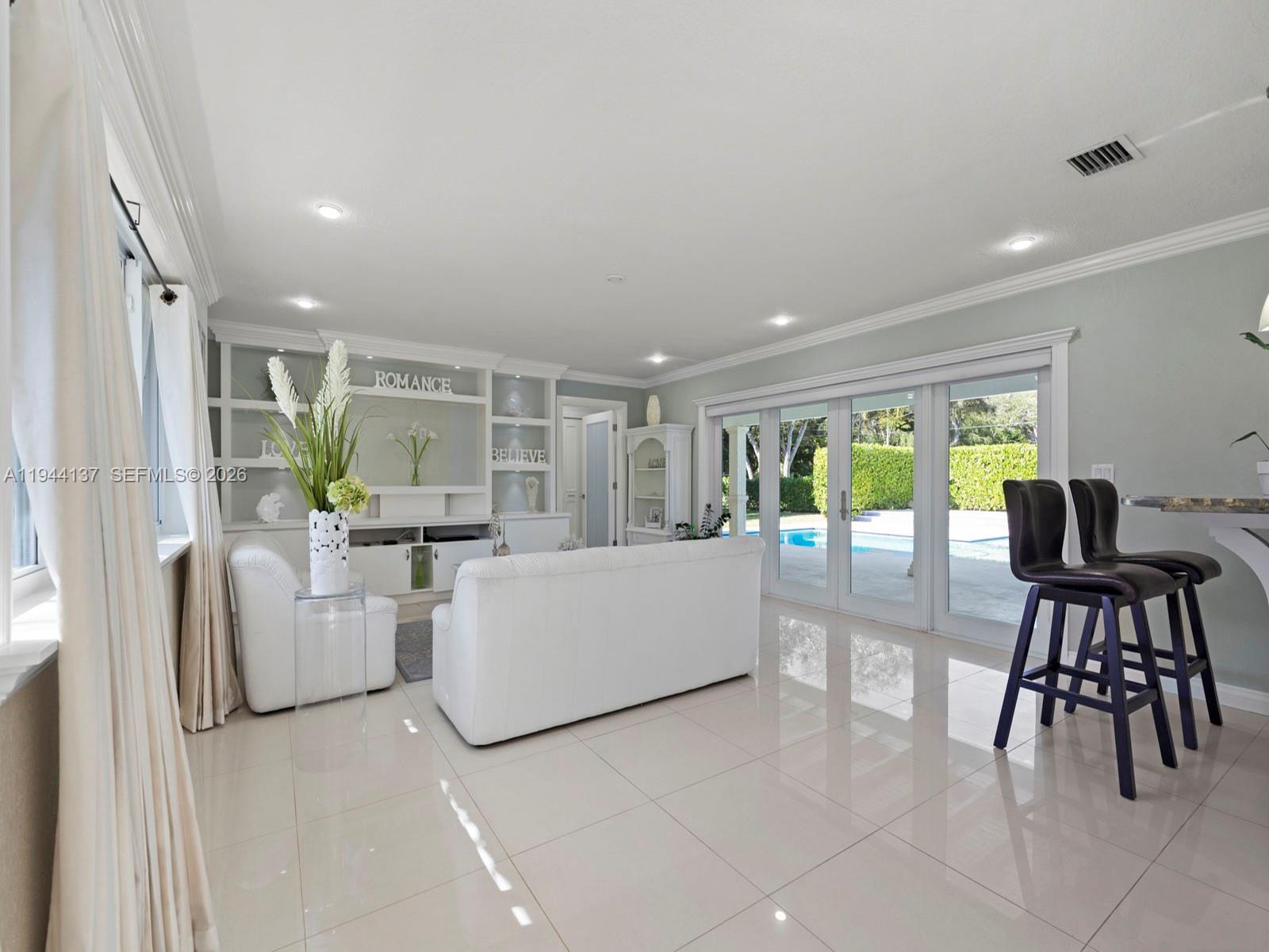 8205 Southwest 116th Street Miami, FL 33156 - Photo 3 of 32