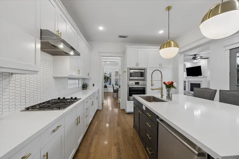 $1,650,000 | 3535 Michaux Street, Houston, TX 77009