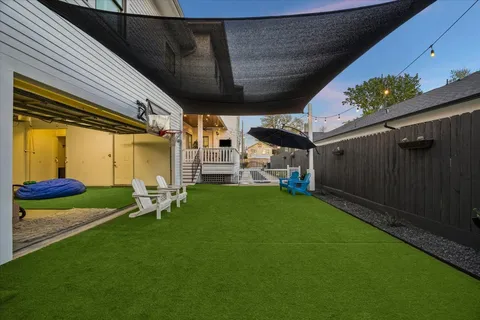 $1,475,000 | 3535 Michaux Street, Houston, TX 77009