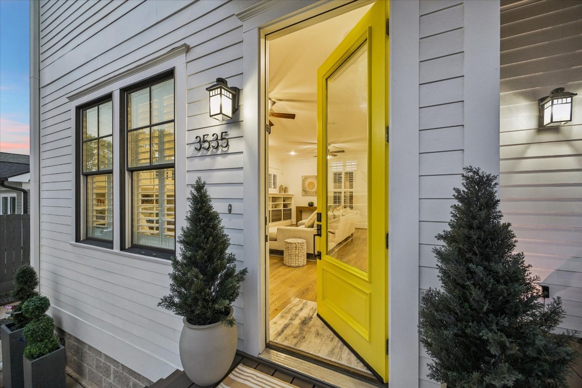 3535 Michaux Street Houston, TX 77009 - Photo 8 of 48 This charming yellow front door opens to beautiful light and gorgeous wooden floors throughout the home.