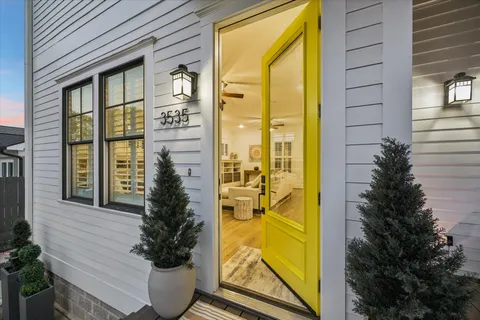 $1,650,000 | 3535 Michaux Street, Houston, TX 77009