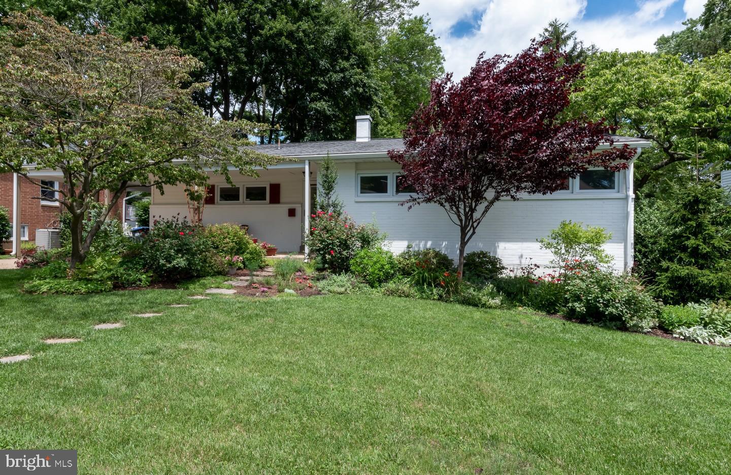 1413 Carson Road Wilmington, DE 19803 - Photo 2 of 28 Gallery Image 2
