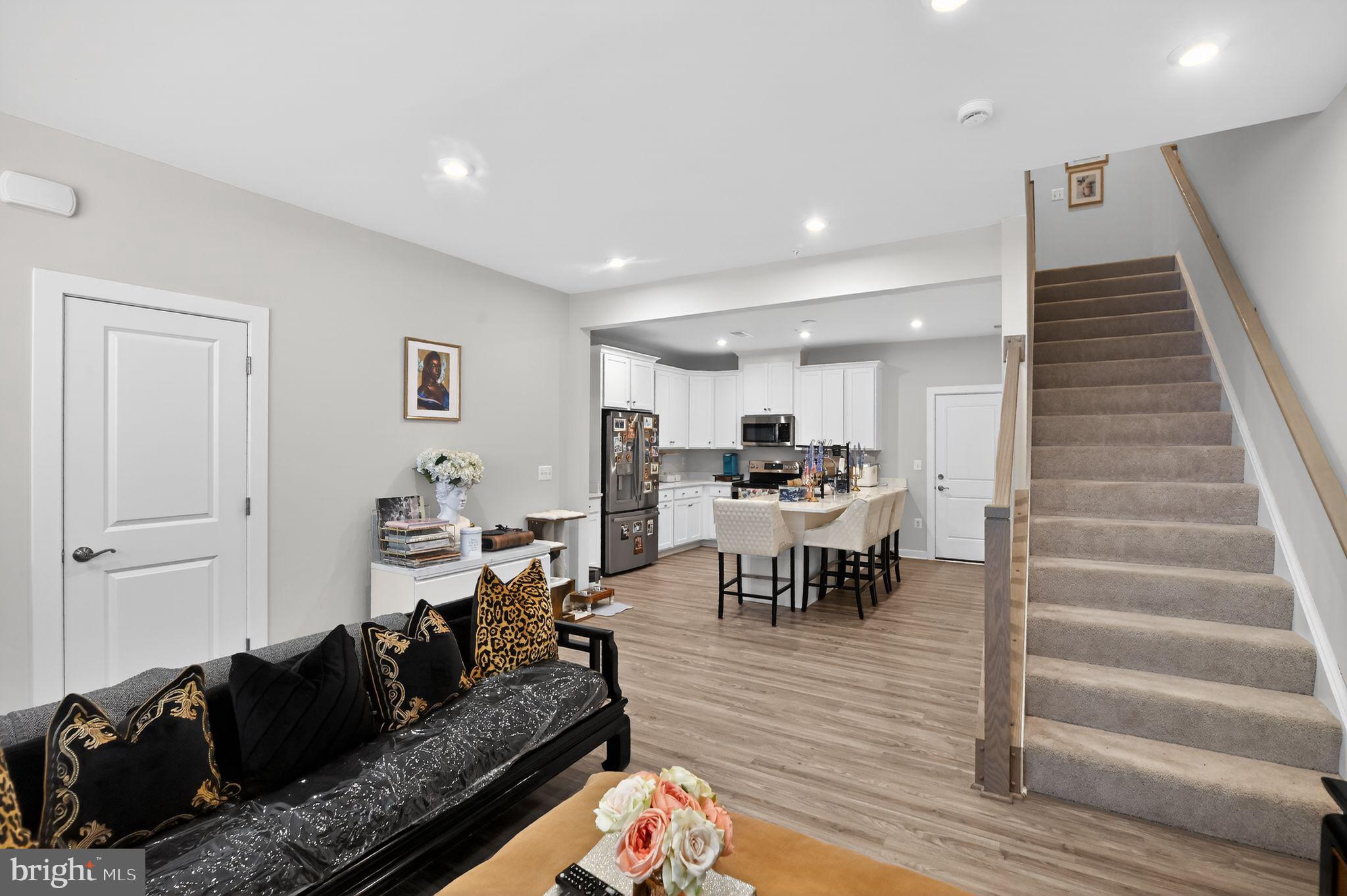 13574 Innovation Station Loop, Unit 19A Herndon, VA 20171 - Photo 7 of 28