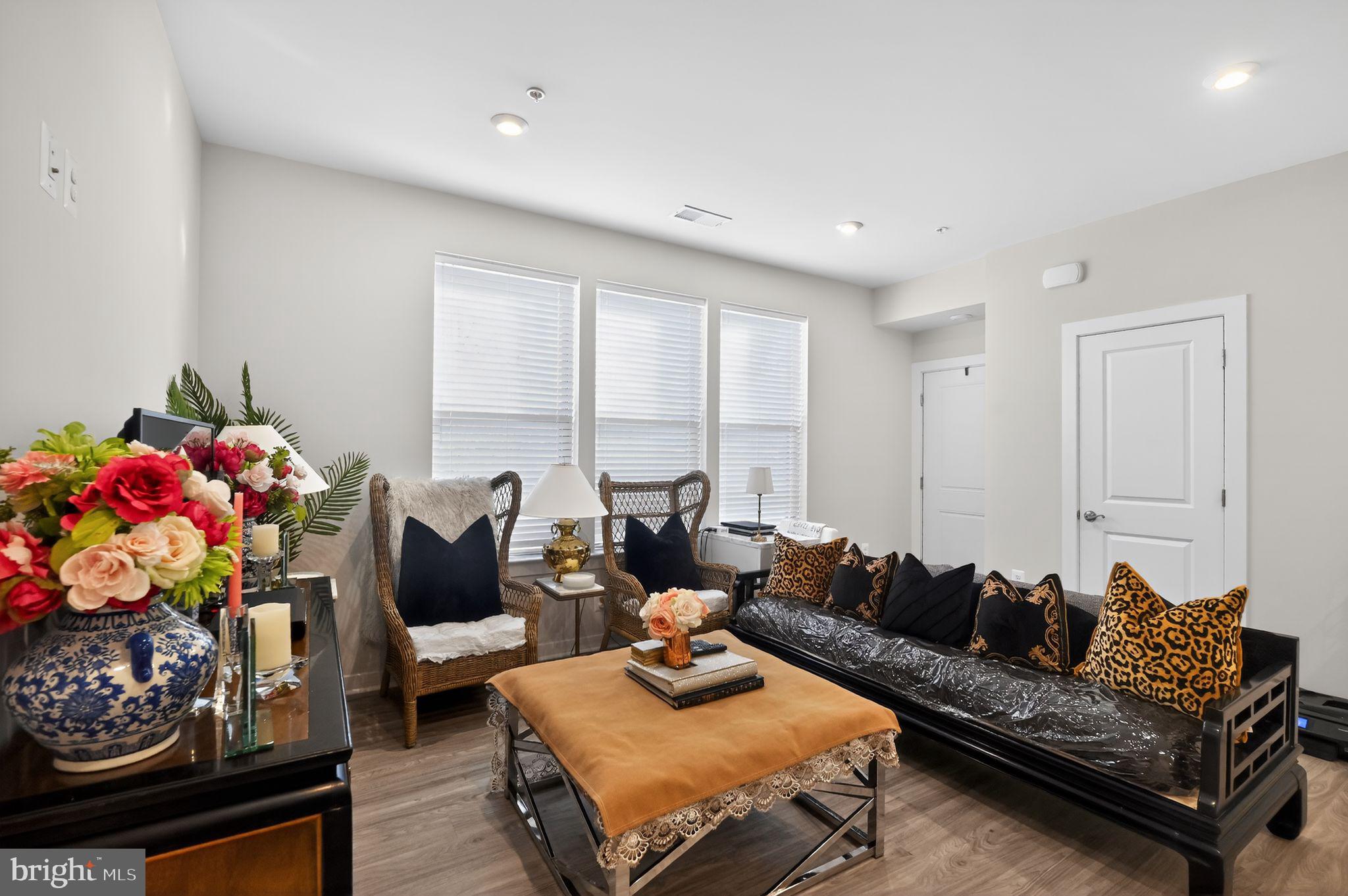 13574 Innovation Station Loop, Unit 19A Herndon, VA 20171 - Photo 8 of 28