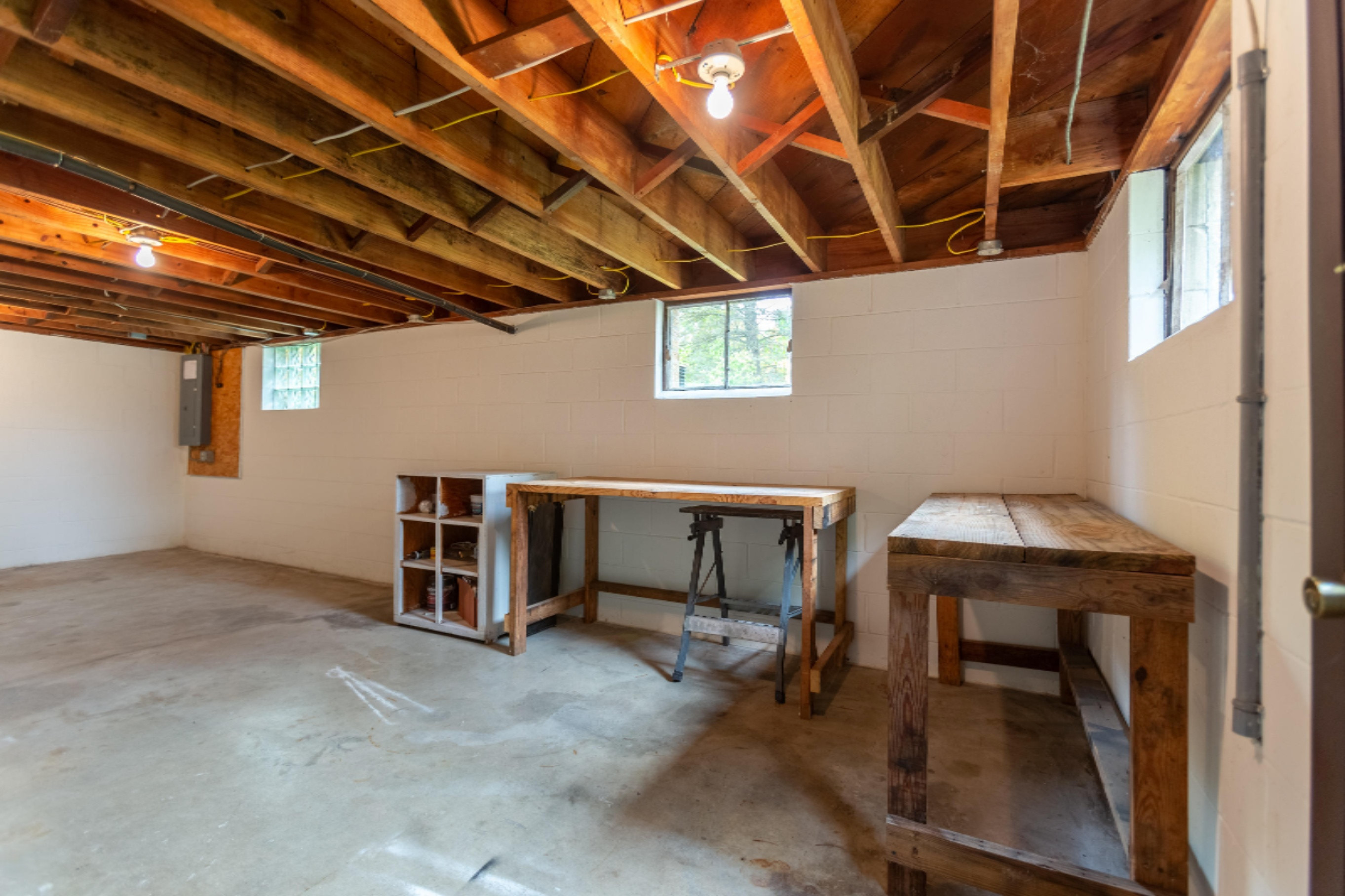 405 South Park Road Benton Harbor, MI 49022 - Photo 18 of 32 405 S Park Rd-28