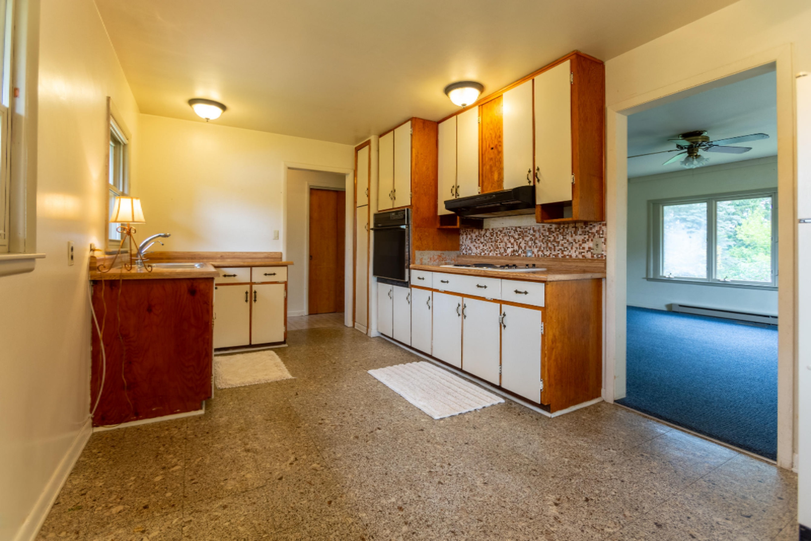 405 South Park Road Benton Harbor, MI 49022 - Photo 4 of 32 405 S Park Rd-34