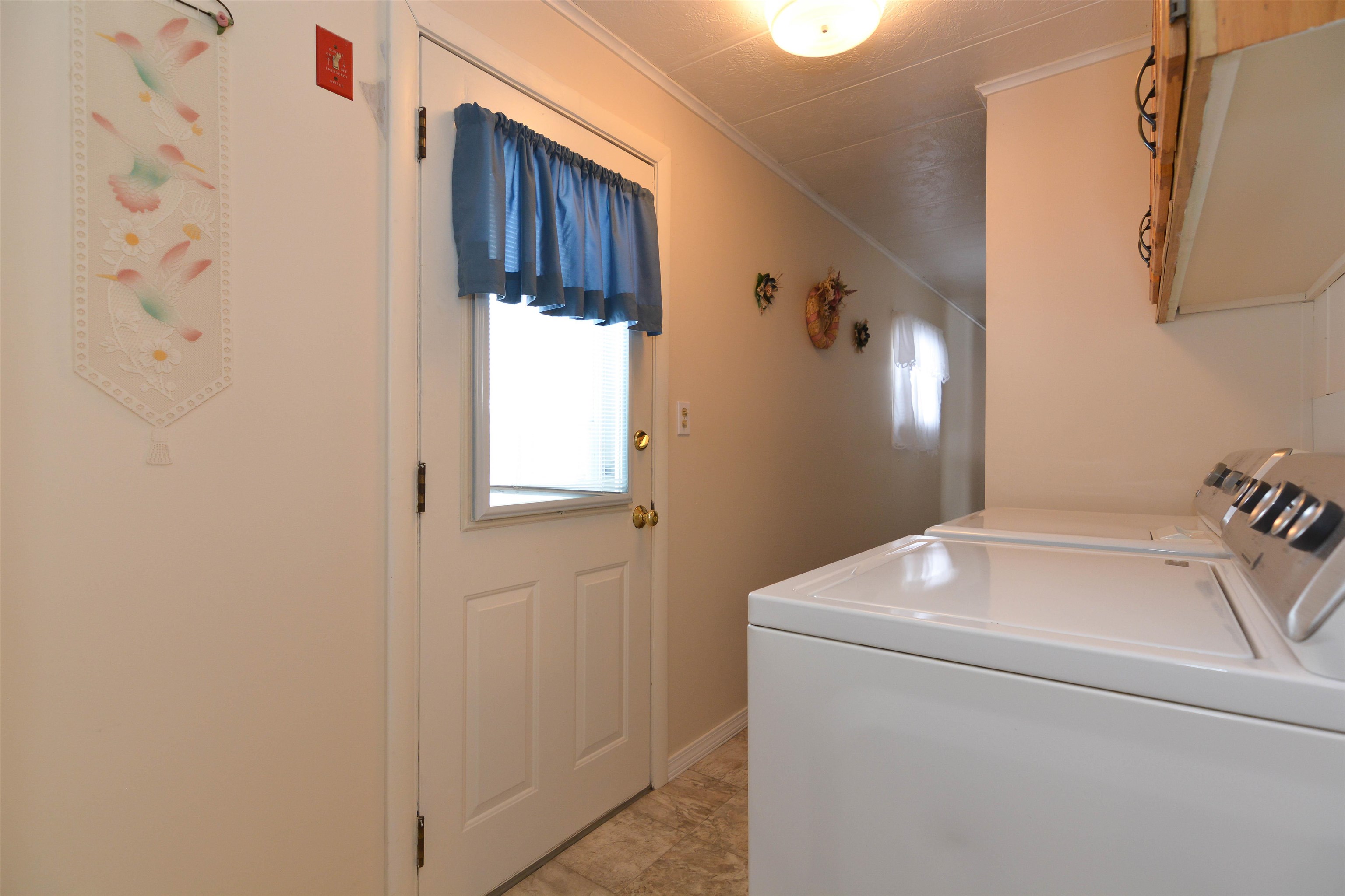 11 Amy Lane Hampstead, NH 03841 - Photo 12 of 18