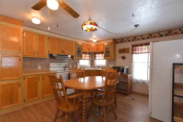 $249,900 | 11 Amy Lane, Hampstead, NH 03841