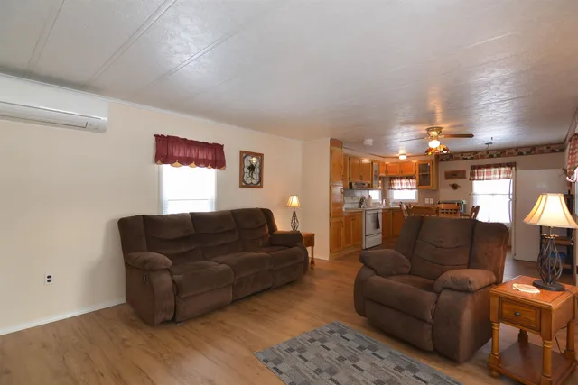 $249,900 | 11 Amy Lane, Hampstead, NH 03841