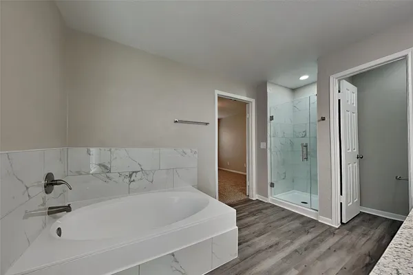 $2,050 | 9411 Bayou Bluff Drive, Spring, TX 77379