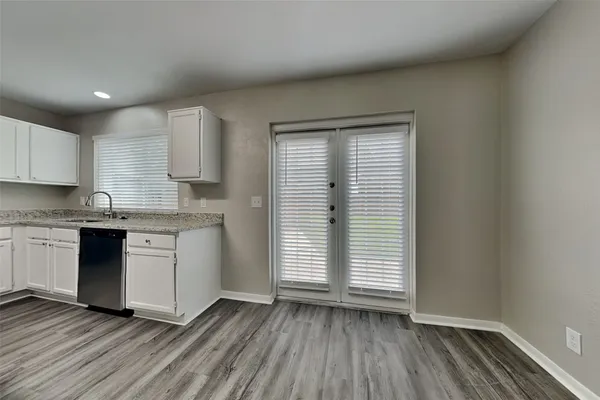 $2,050 | 9411 Bayou Bluff Drive, Spring, TX 77379