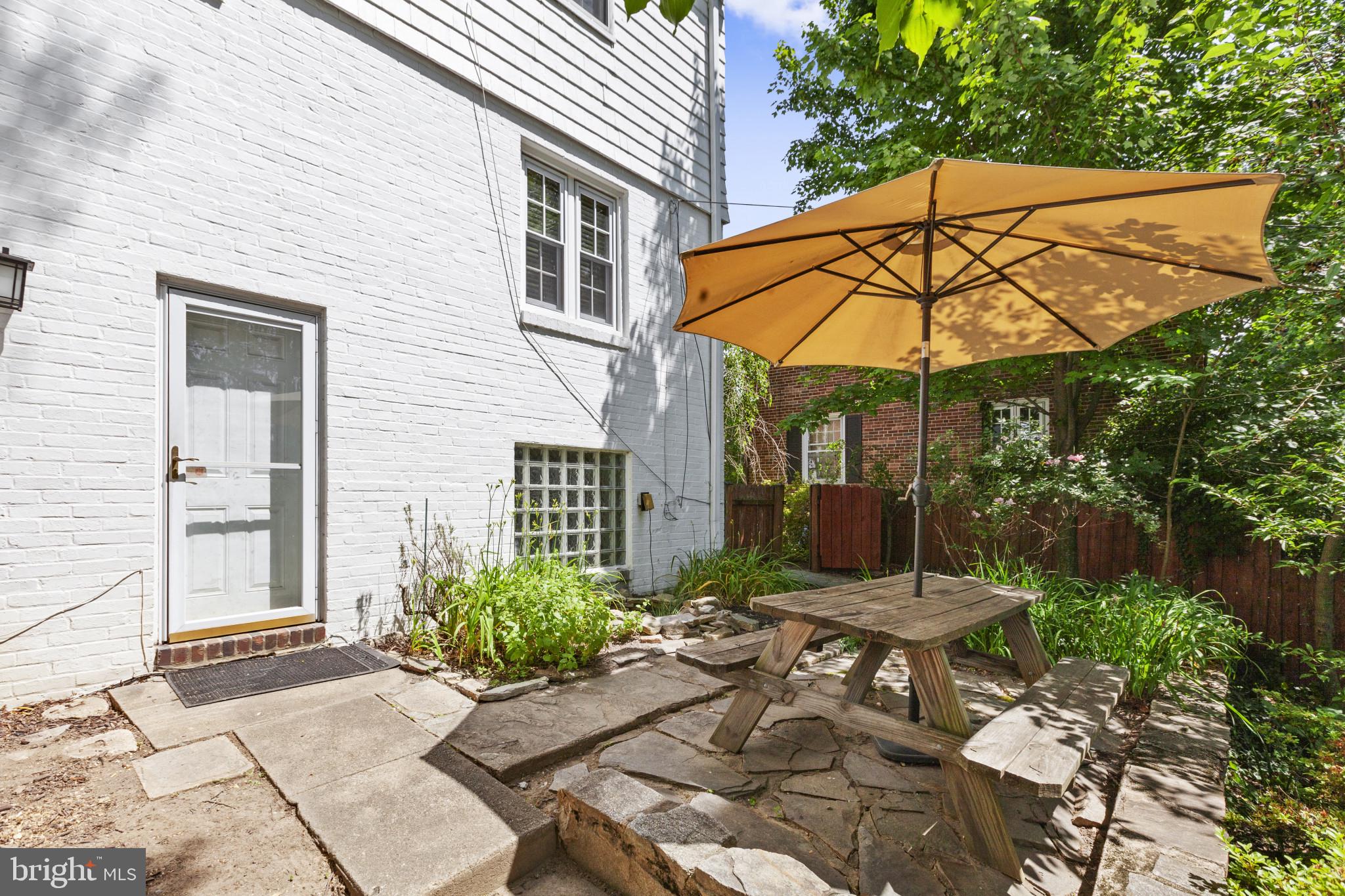 4130 Westview Road Baltimore, MD 21218 - Photo 31 of 45 Patio