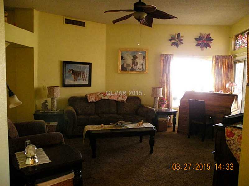 429 Leighann Road Henderson, NV 89015 - Photo 9 of 15 Living Room.