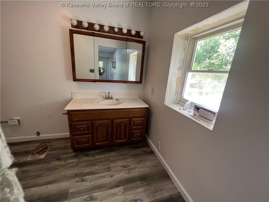 2073 Sliding Hill Creek Road Letart, WV 25253 - Photo 11 of 36 Gallery Image 11