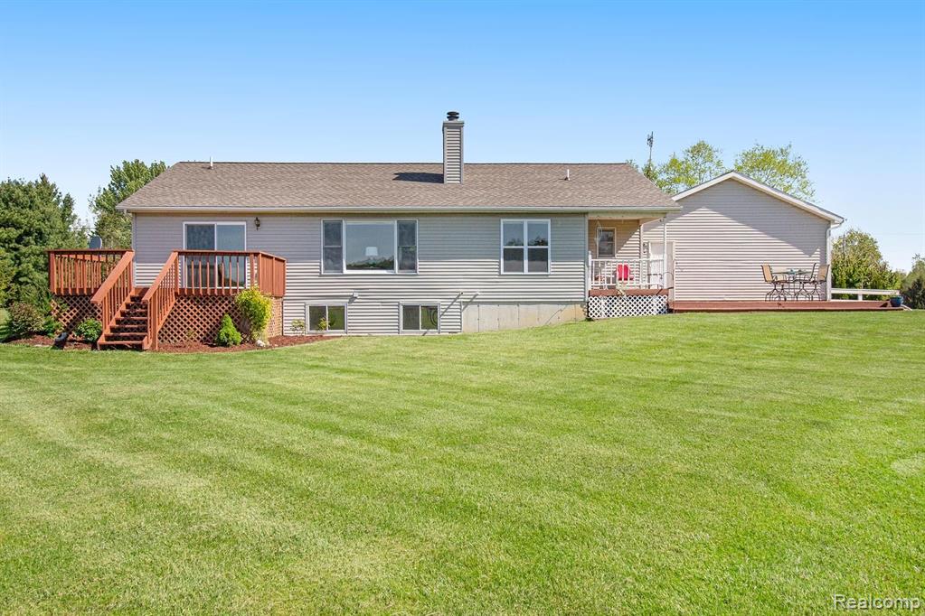 9795 Crofoot Road Fowlerville, MI 48836 - Photo 33 of 36 Gallery Image 33
