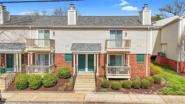 $195,000 | 9117 North Swan Circle, St. Louis, MO 63144