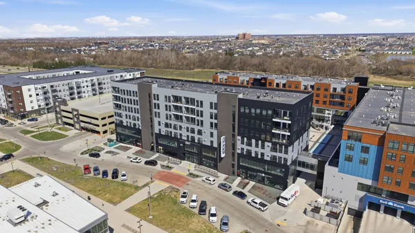 $319,900 | 360 32nd Avenue West, Unit 611, West Fargo, ND 58078