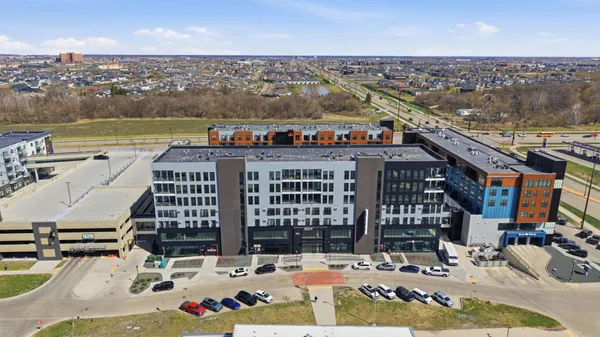 $319,900 | 360 32nd Avenue West, Unit 611, West Fargo, ND 58078