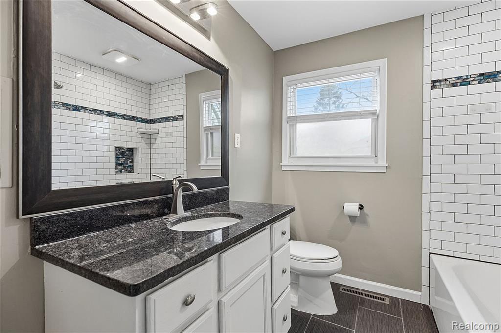 2160 Phillips Road Auburn Hills, MI 48326 - Photo 13 of 48