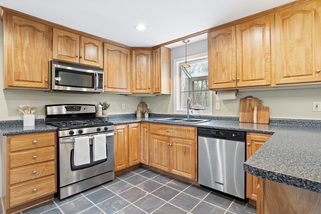 48 Flushing Pond Road Westford, MA 01886 - Photo 18 of 42 Gallery Image 18