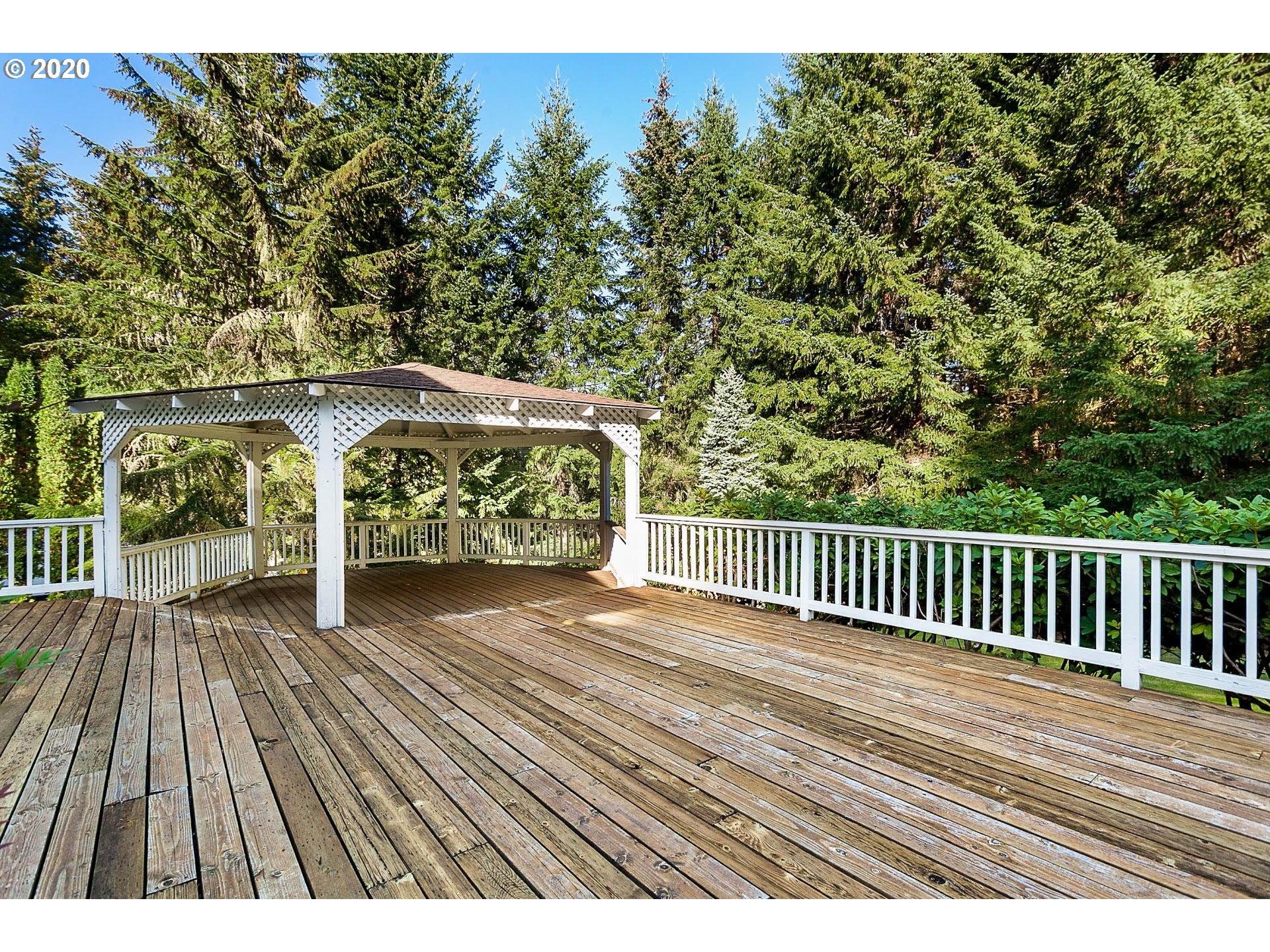 18740 Southwest Seiffert Road Sherwood, OR 97140 - Photo 23 of 32 a view of balcony with wooden floor