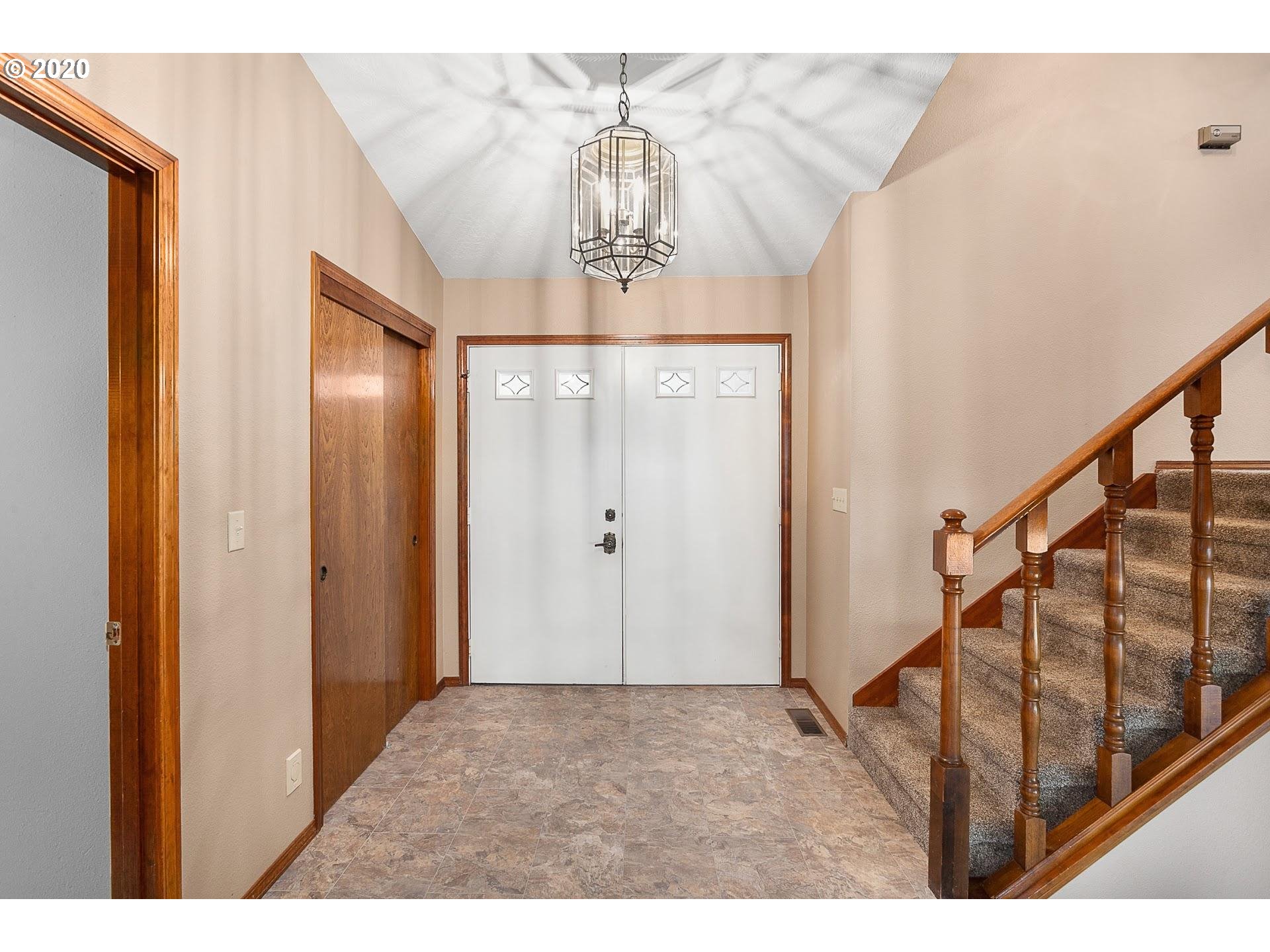 18740 Southwest Seiffert Road Sherwood, OR 97140 - Photo 3 of 32 a view interior of a house and wooden floor