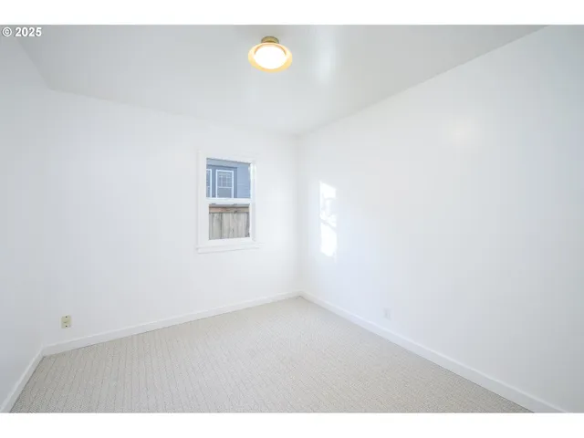 $475,000 | 326 Northeast 8th Street, McMinnville, OR 97128