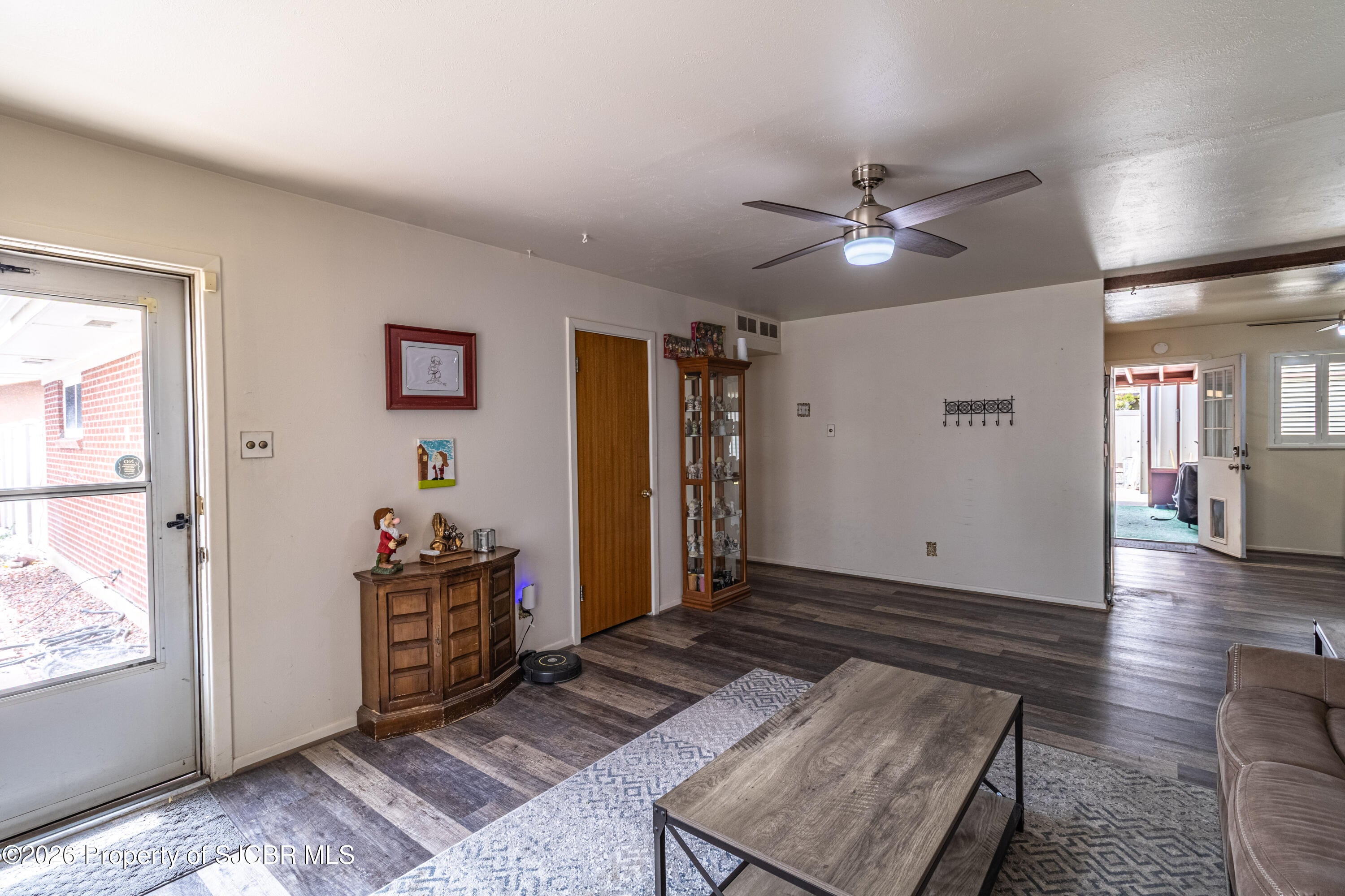 2513 Ridgecrest Drive Farmington, NM 87401 - Photo 4 of 51 Gallery Image 4