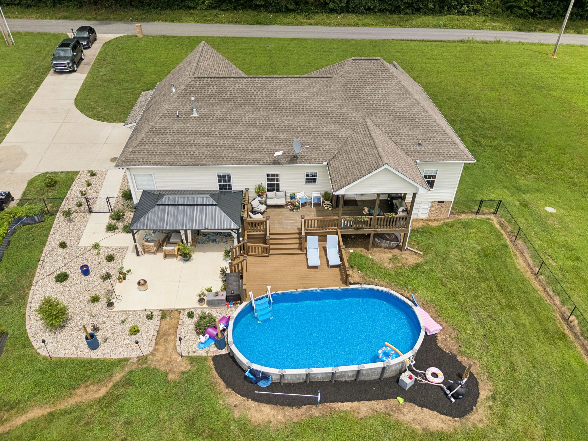 948 Goslin Branch Road Burns, TN 37029 - Photo 35 of 37 a view of a swimming pool with a yard