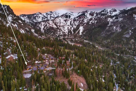 $699,000 | 2090 Chalet Road, Unit 24, Alpine Meadows, CA 96146