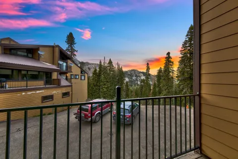 $699,000 | 2090 Chalet Road, Unit 24, Alpine Meadows, CA 96146