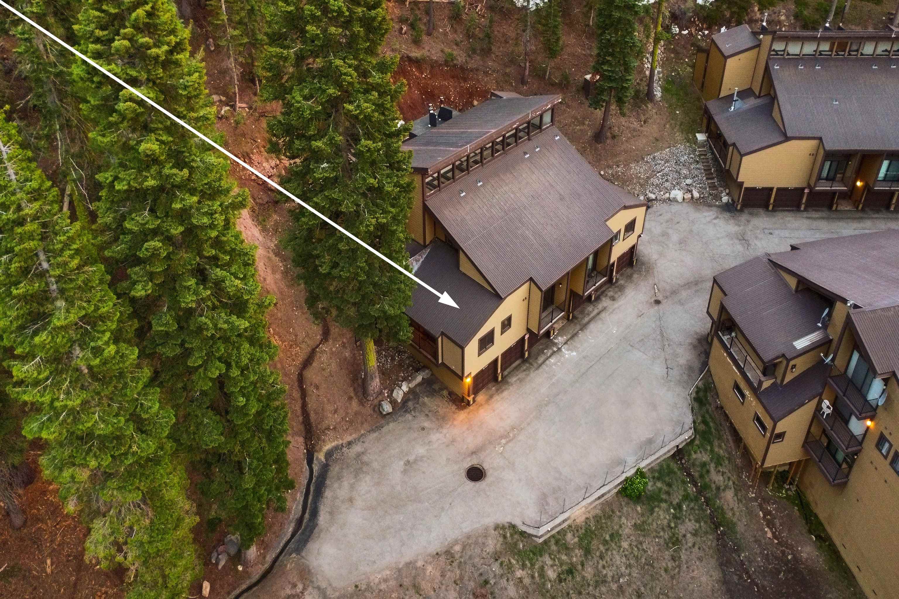 2090 Chalet Road, Unit 24 Alpine Meadows, CA 96146 - Photo 2 of 28