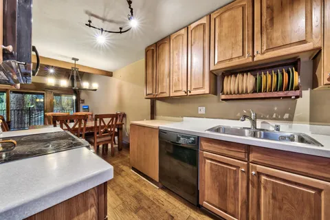$699,000 | 2090 Chalet Road, Unit 24, Alpine Meadows, CA 96146