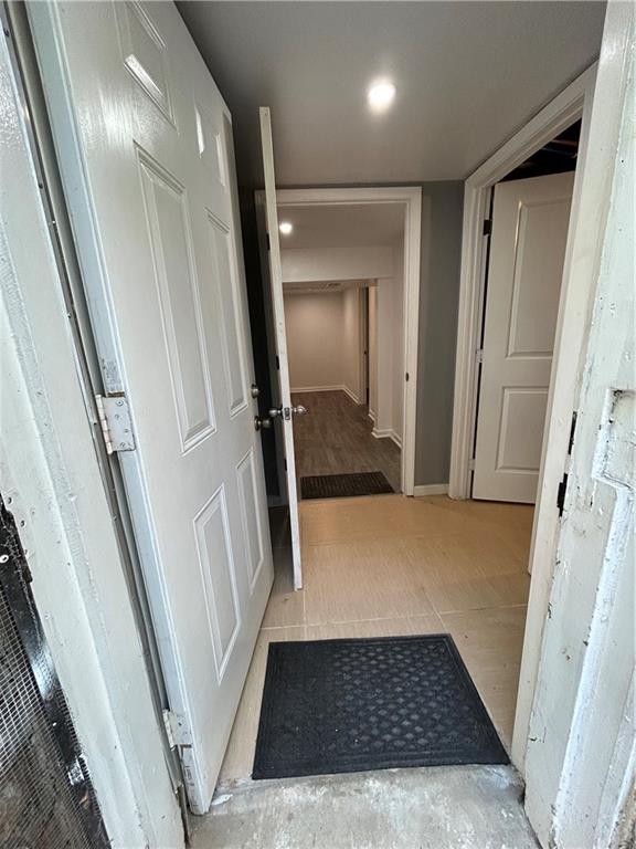 1665 Avon Avenue Southwest Atlanta, GA 30311 - Photo 6 of 15 a view of an empty room