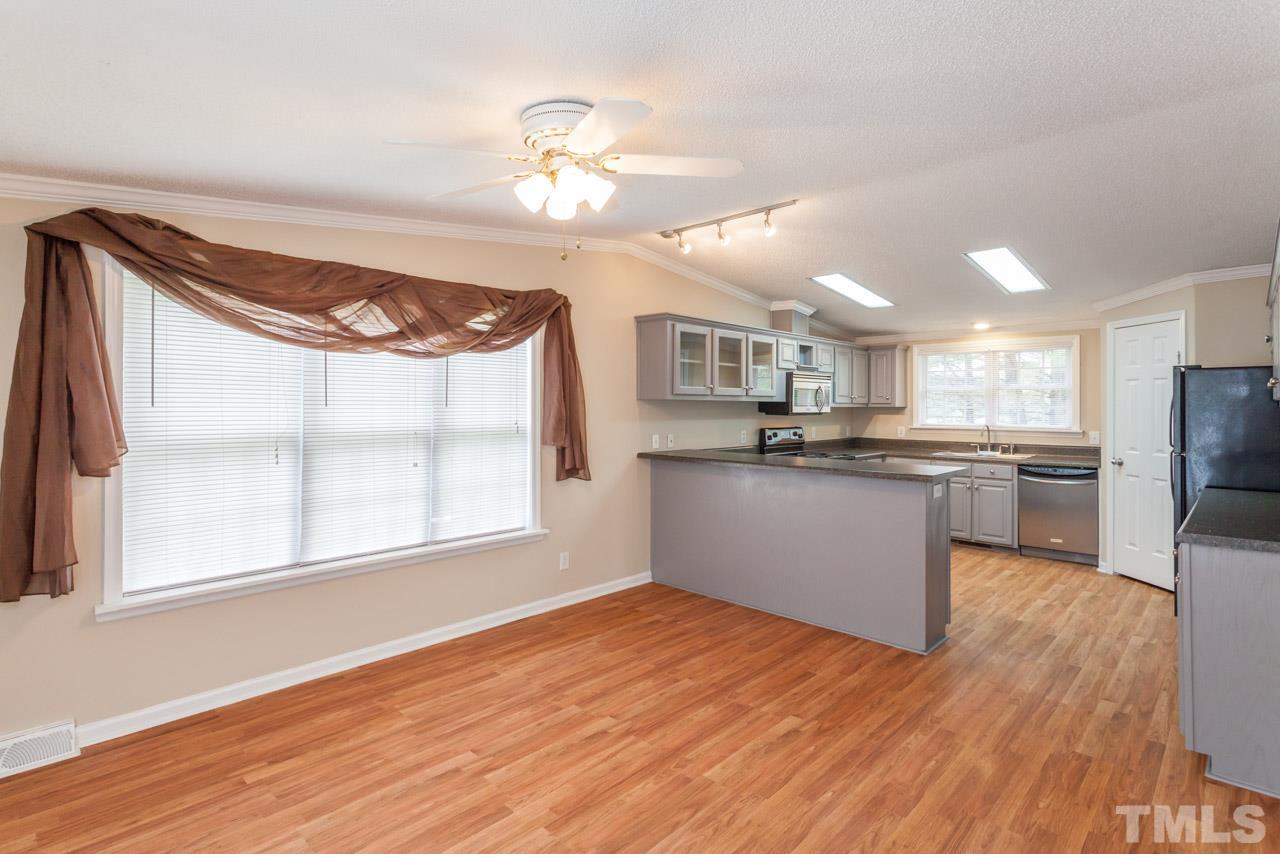 820 Perry Curtis Road Zebulon, NC 27597 - Photo 15 of 25 Gallery Image 15