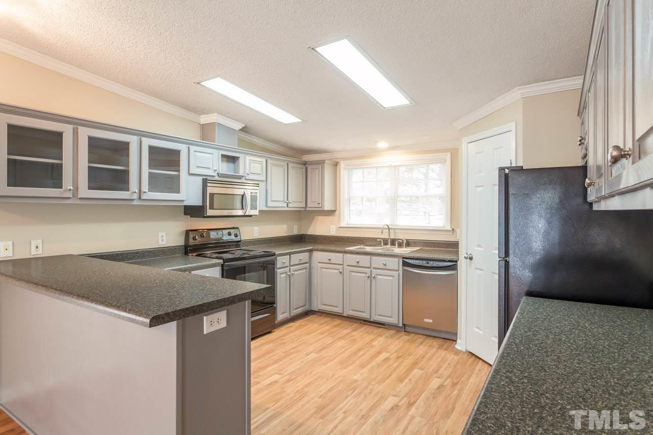 820 Perry Curtis Road Zebulon, NC 27597 - Photo 16 of 25 Gallery Image 16