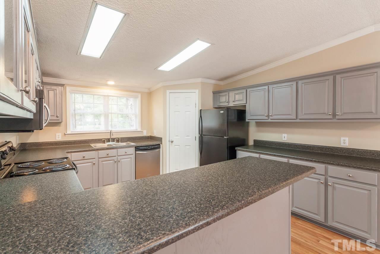 820 Perry Curtis Road Zebulon, NC 27597 - Photo 17 of 25 Gallery Image 17