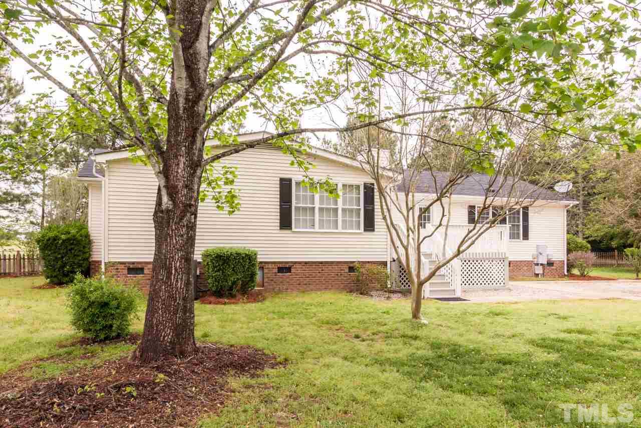 820 Perry Curtis Road Zebulon, NC 27597 - Photo 6 of 25 Gallery Image 6